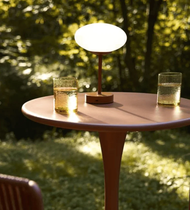 lampe-exterieur-de-table
