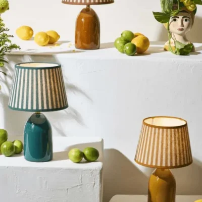 Lampe avec abat jour a rayure