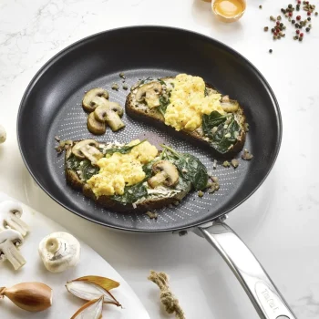 poele-revetement-en-ceramique-tefal